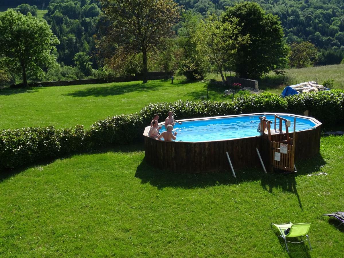 Bed and Breakfast Goute La Vie Marchamp Exteriér fotografie