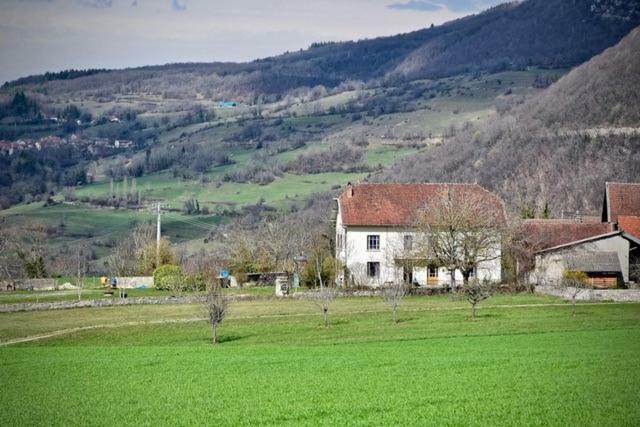 Bed and Breakfast Goute La Vie Marchamp Exteriér fotografie